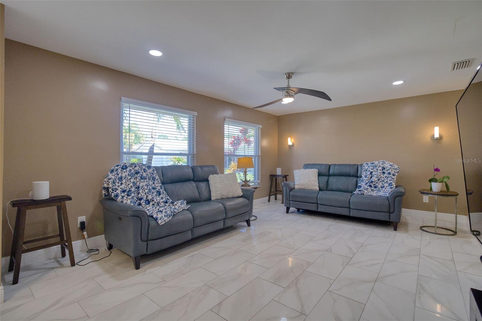 Image 9 of 62 For 2315 Minneola Road