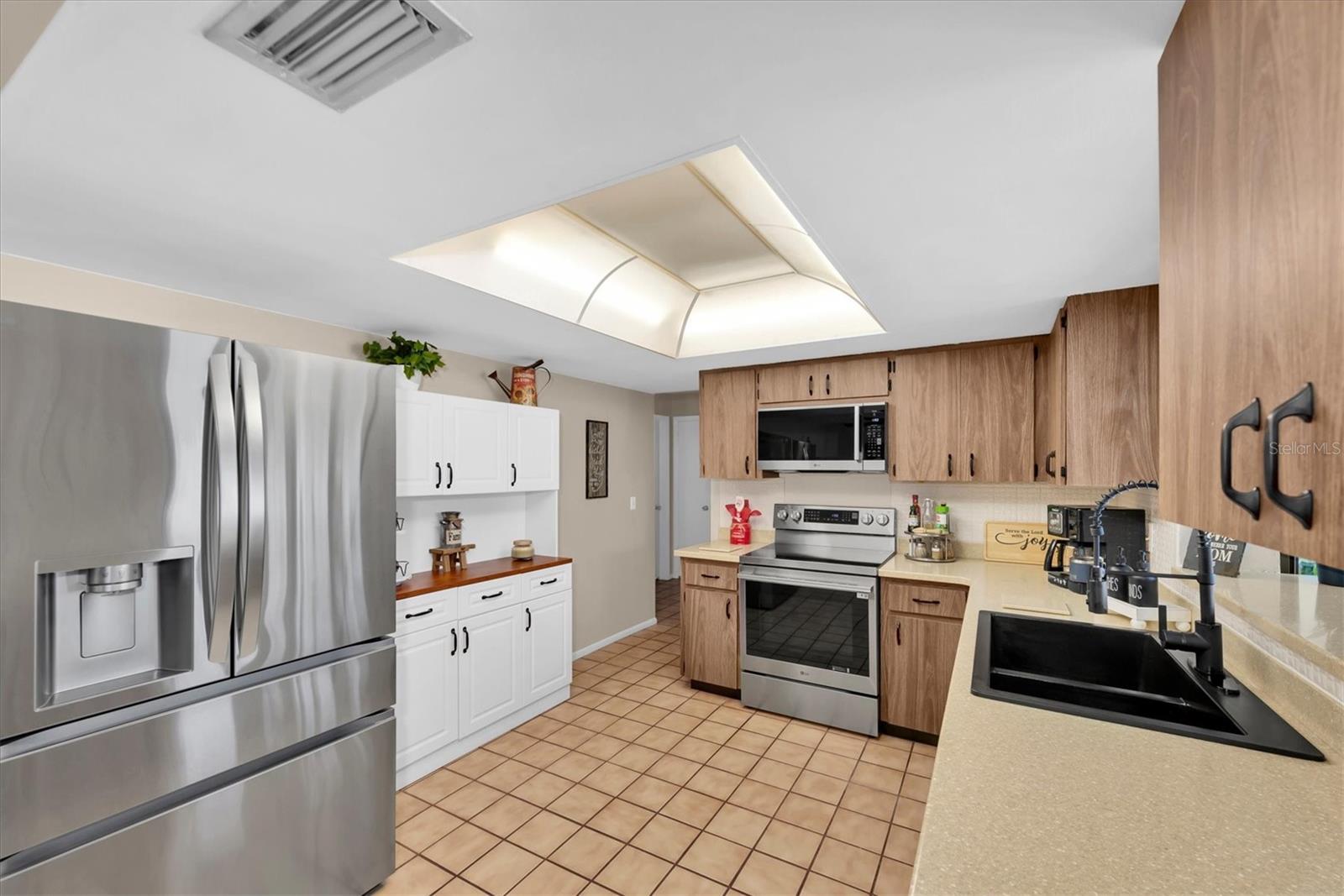 Image 14 of 56 For 14321 113th Avenue N