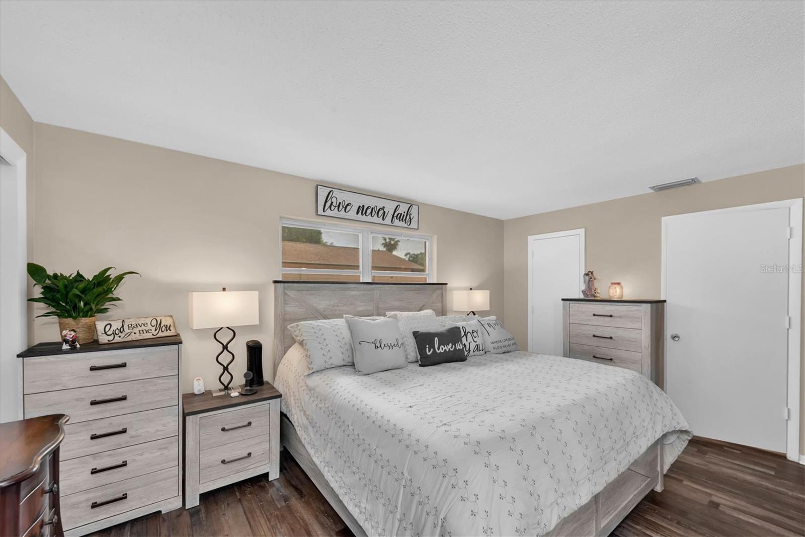 Image 26 of 56 For 14321 113th Avenue N