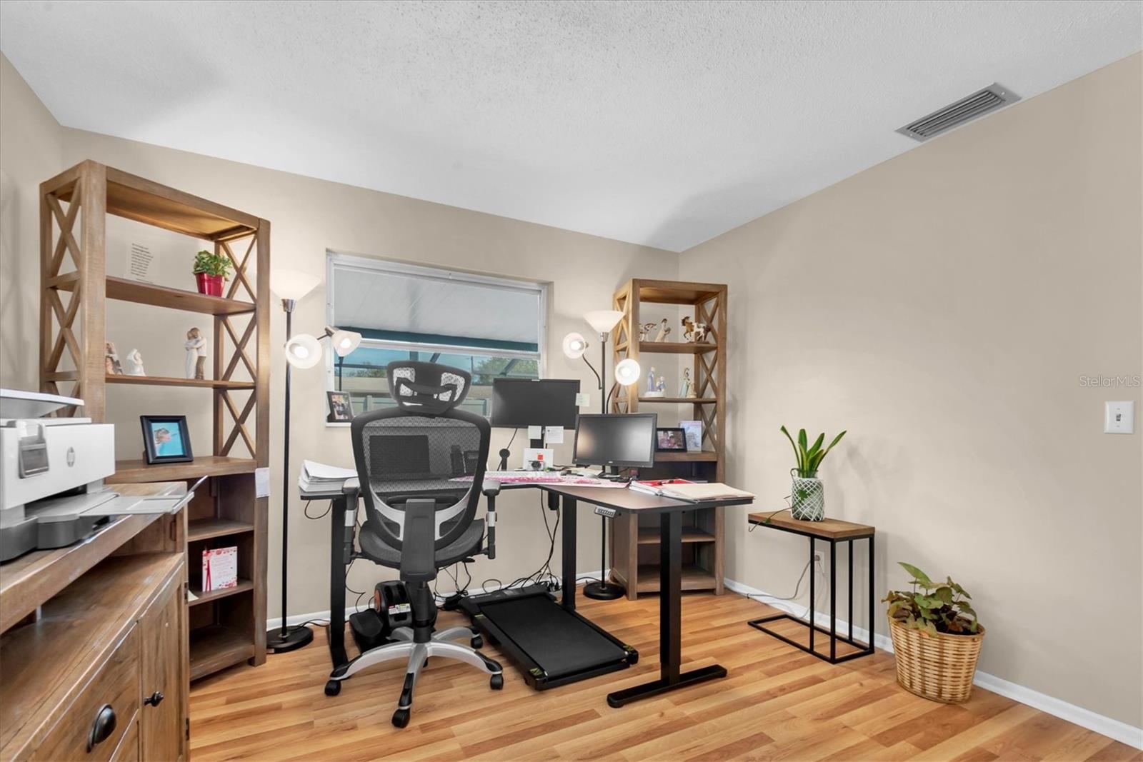 Image 33 of 56 For 14321 113th Avenue N