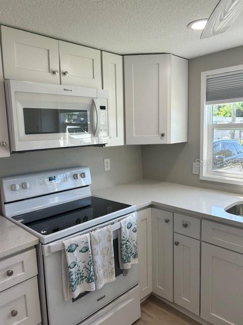 Image 3 of 28 For 6837 Flicker Lane