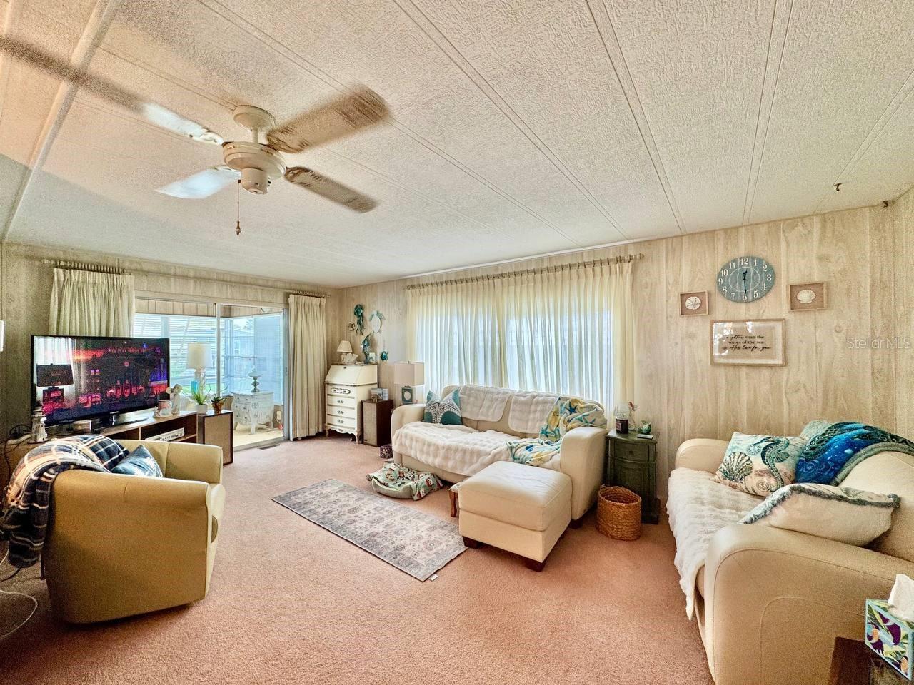 Image 12 of 36 For 89 Cypress Drive 5