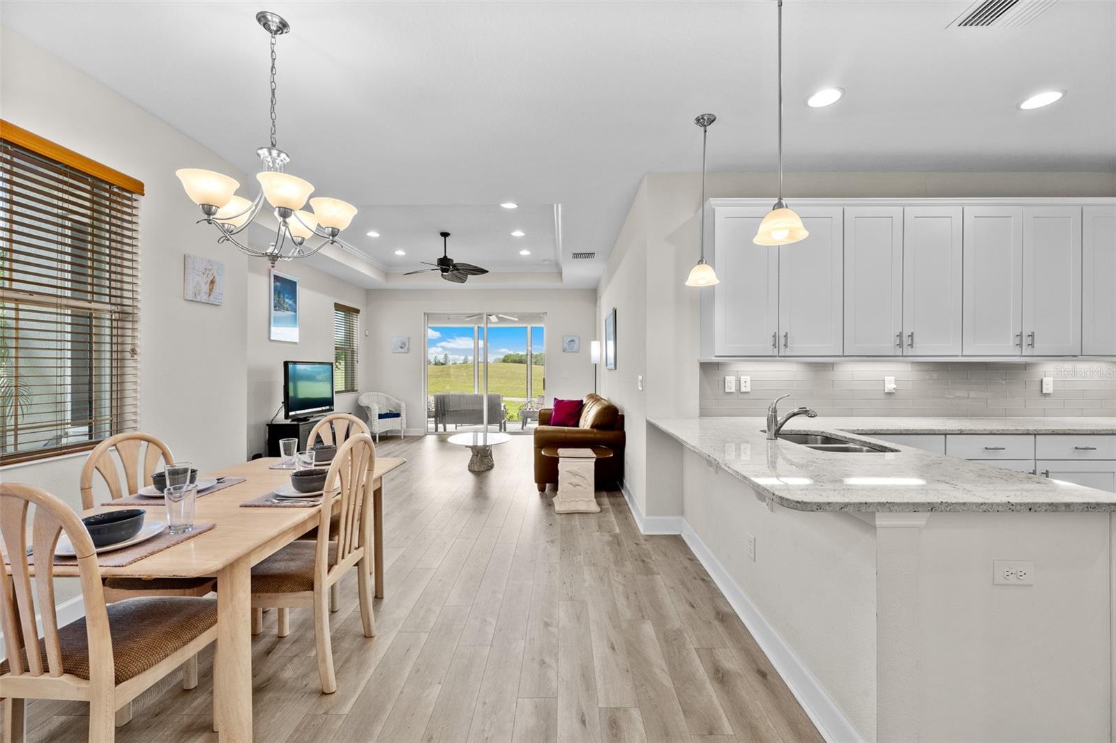 Image 14 of 50 For 718 Chipper Drive