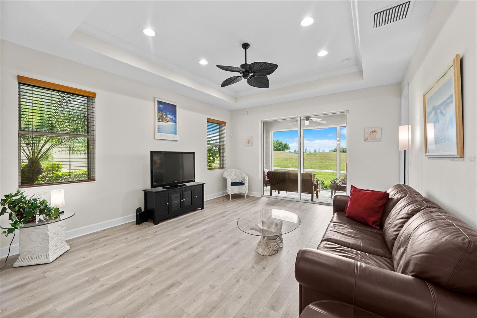 Image 15 of 50 For 718 Chipper Drive