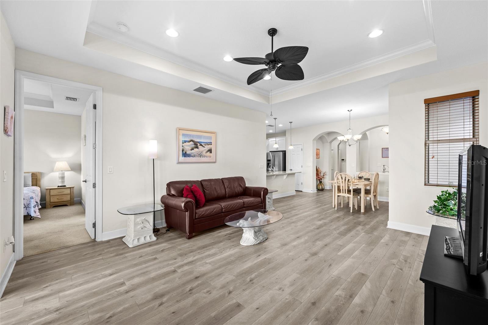 Image 17 of 50 For 718 Chipper Drive