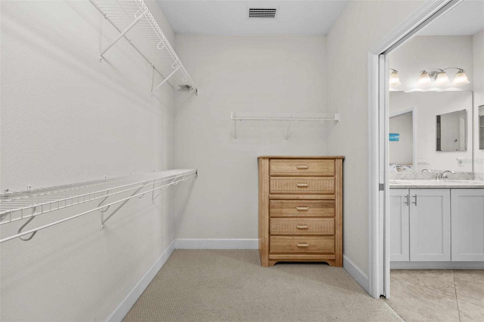 Image 21 of 50 For 718 Chipper Drive