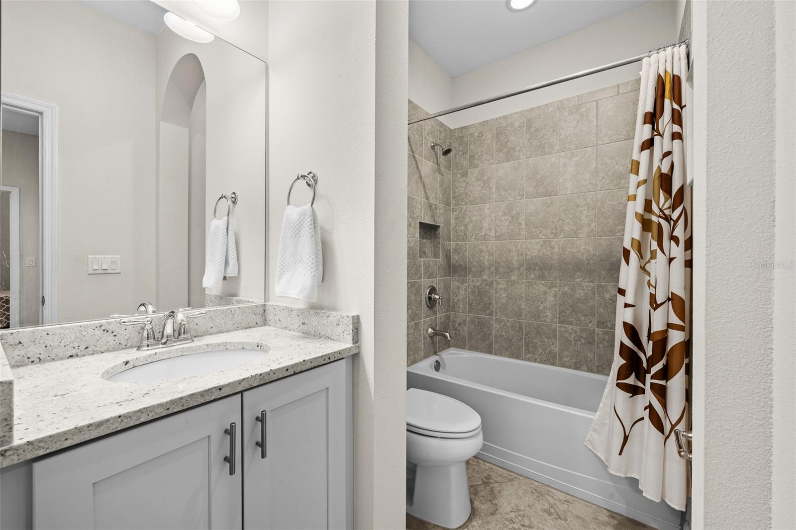 Image 25 of 50 For 718 Chipper Drive