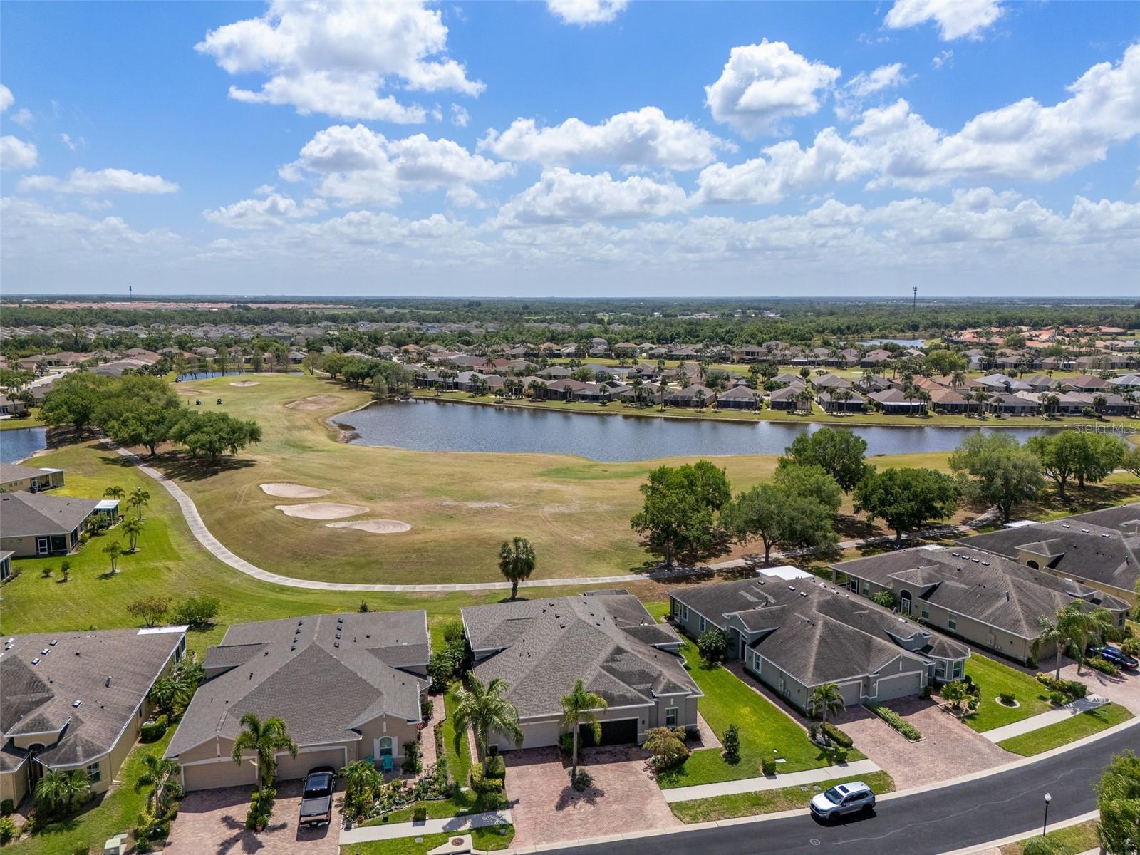 Image 3 of 50 For 718 Chipper Drive