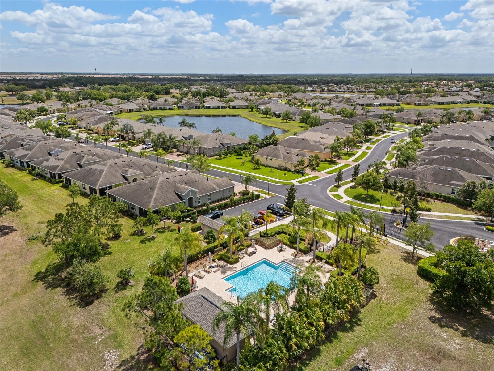 Image 38 of 50 For 718 Chipper Drive