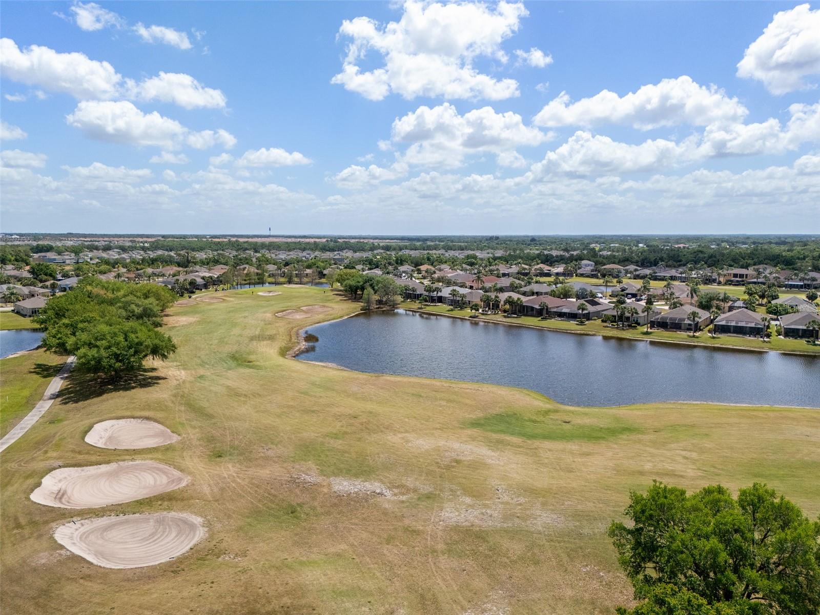 Image 4 of 50 For 718 Chipper Drive