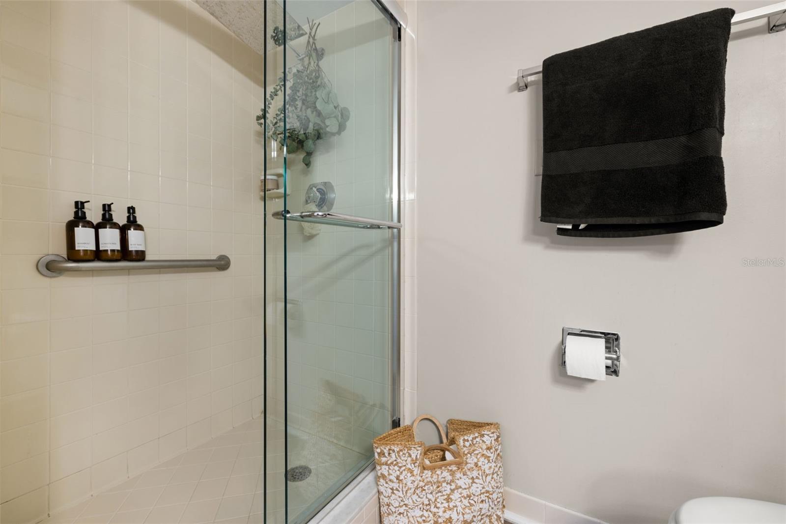 Image 27 of 48 For 3301 Bayshore Boulevard 1510a