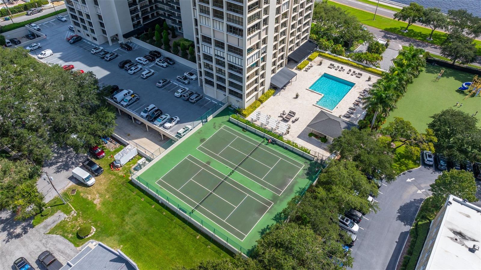 Image 45 of 48 For 3301 Bayshore Boulevard 1510a