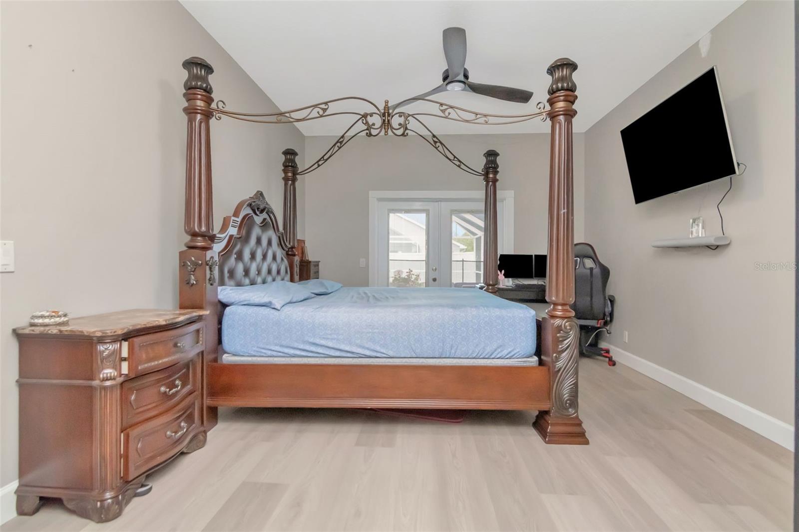 Listing photo id 13 for 11602 Windsorton Way