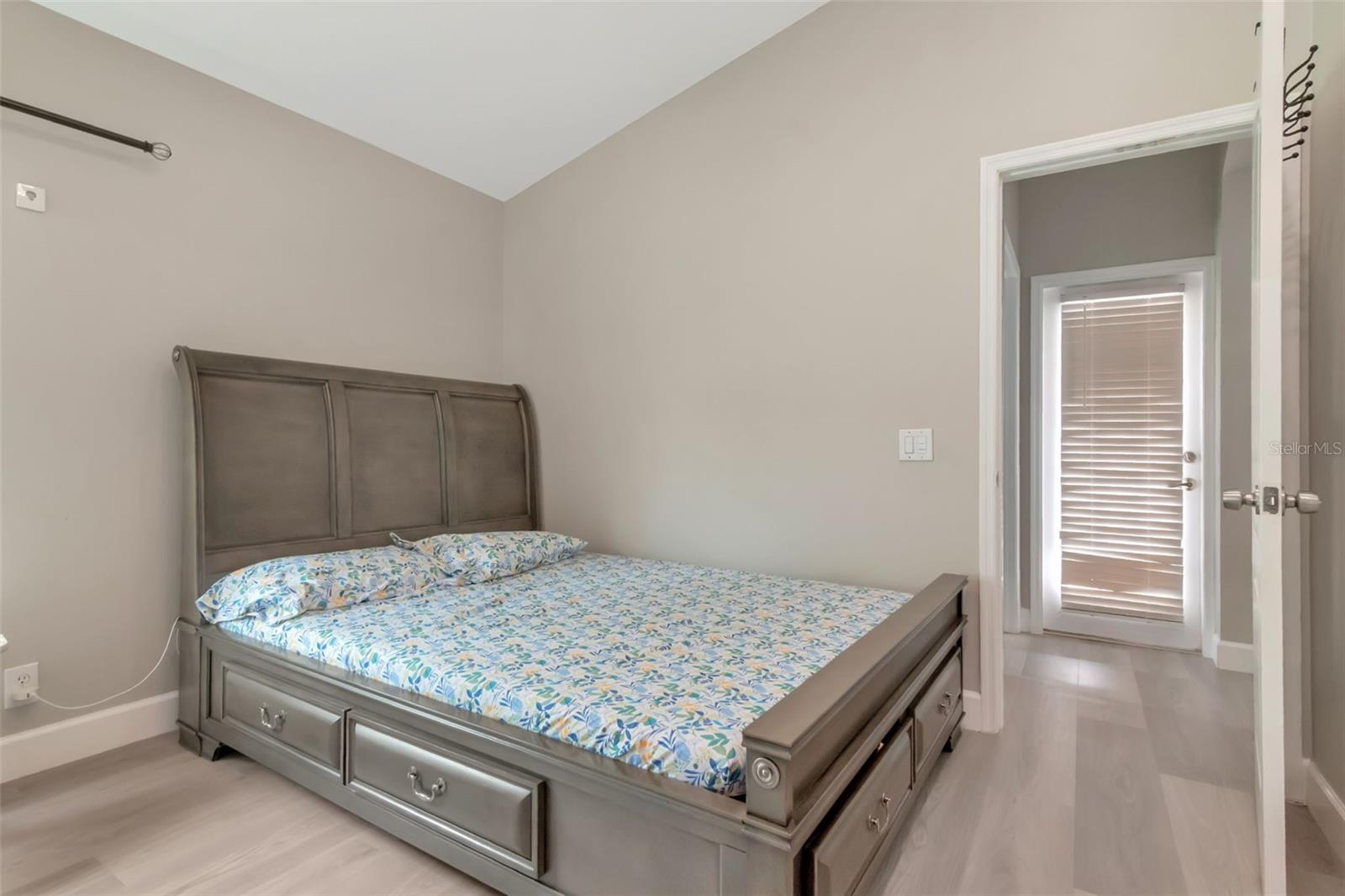 Listing photo id 24 for 11602 Windsorton Way