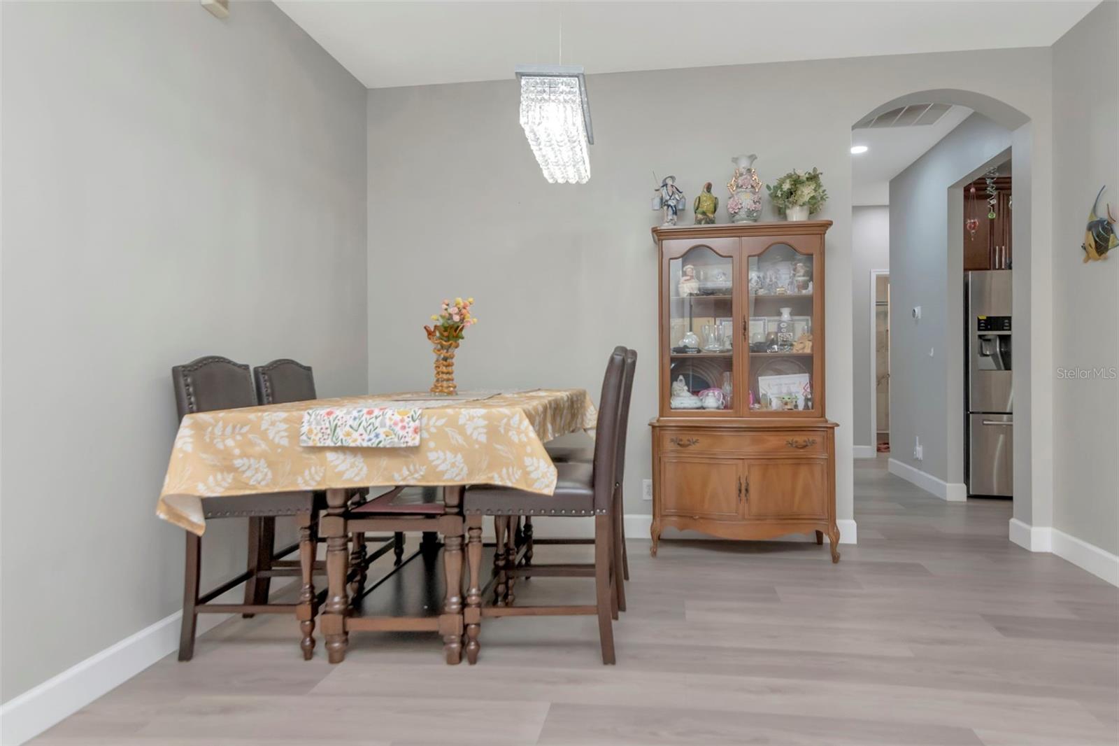 Listing photo id 3 for 11602 Windsorton Way