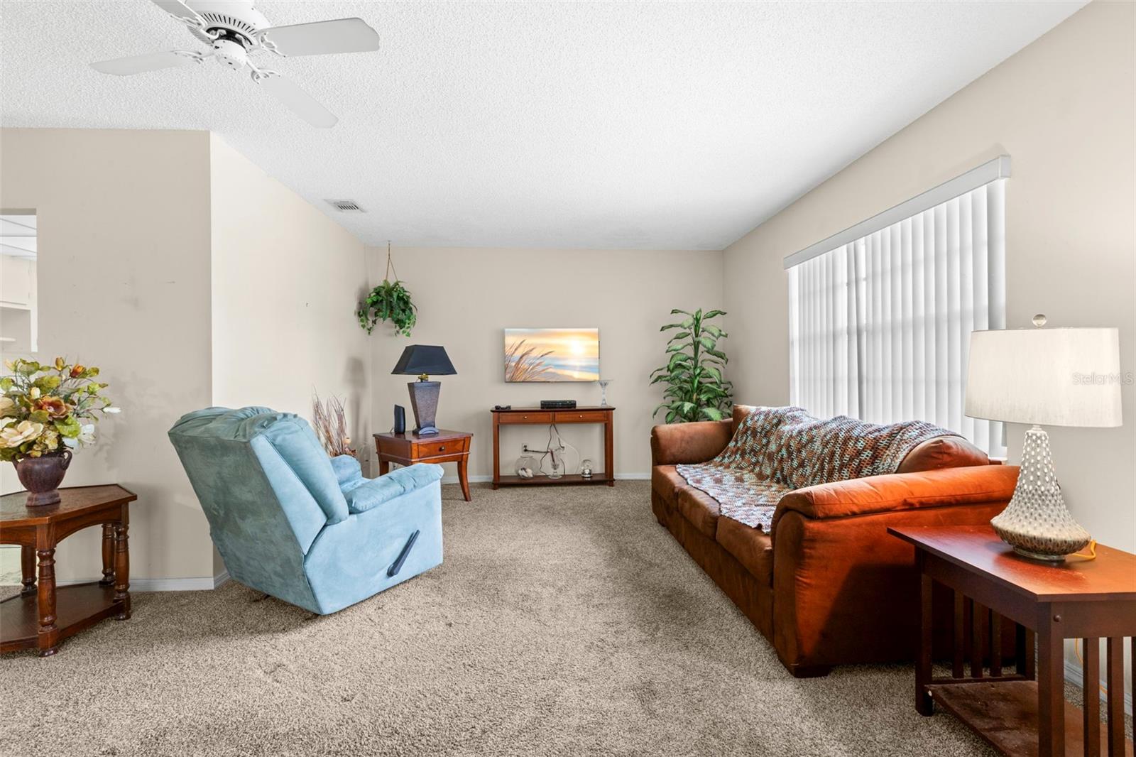 Image 8 of 25 For 401 De Grasse Place 18