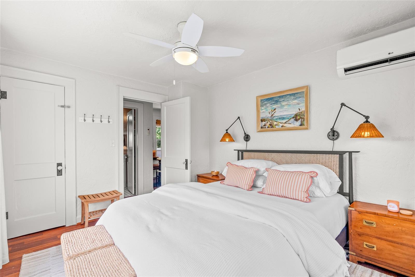 Image 24 of 53 For 2244 8th Avenue N