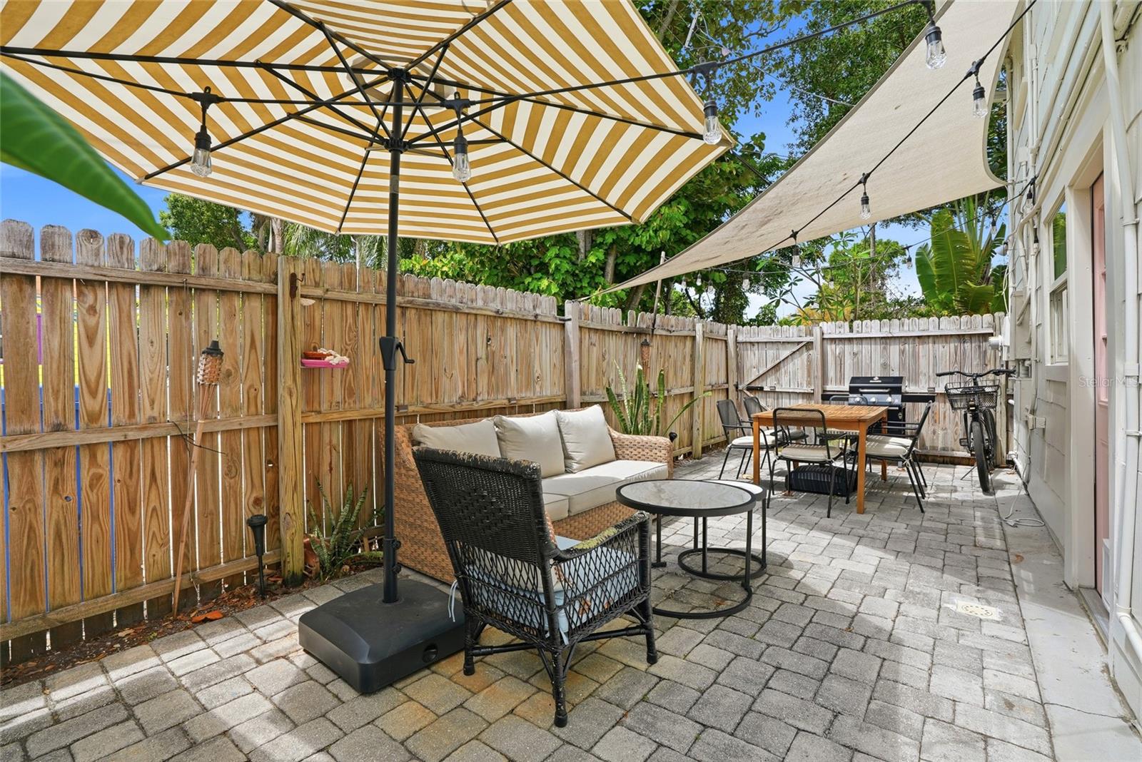 Image 37 of 53 For 2244 8th Avenue N