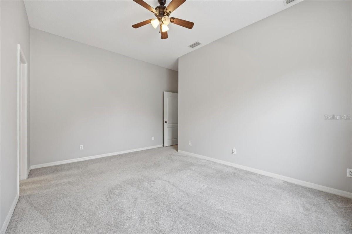 Image 17 of 38 For 713 Whitehall St