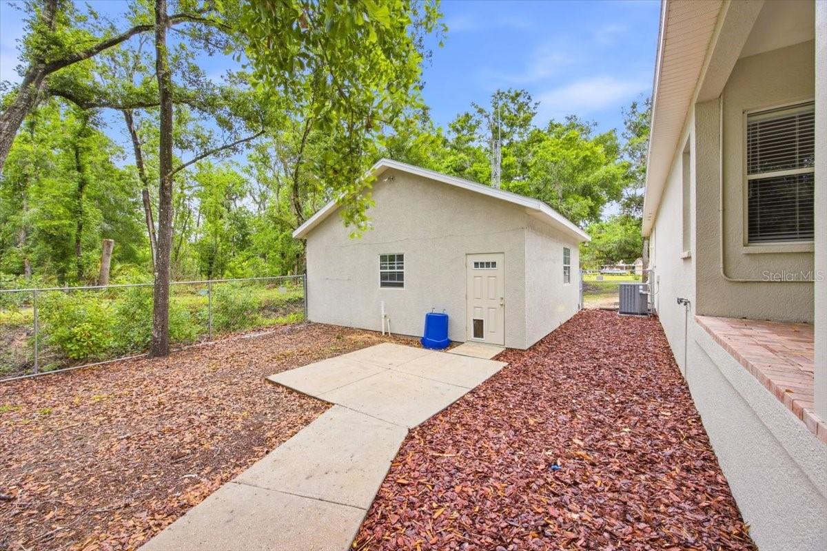 Image 36 of 38 For 713 Whitehall St