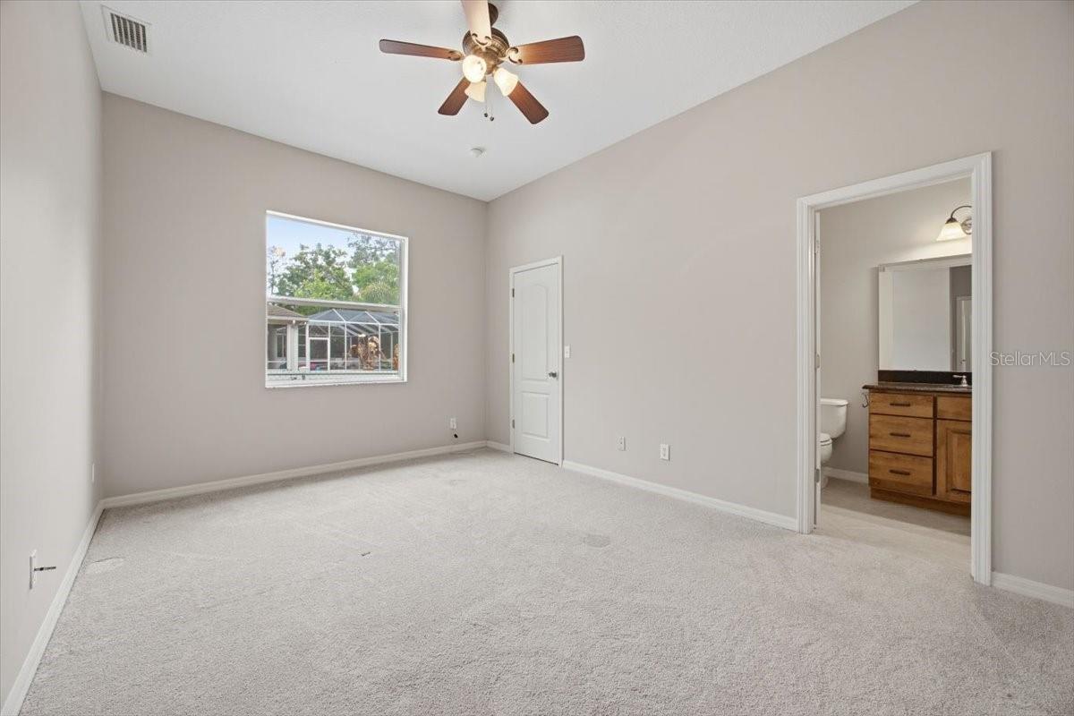 Image 9 of 38 For 713 Whitehall St