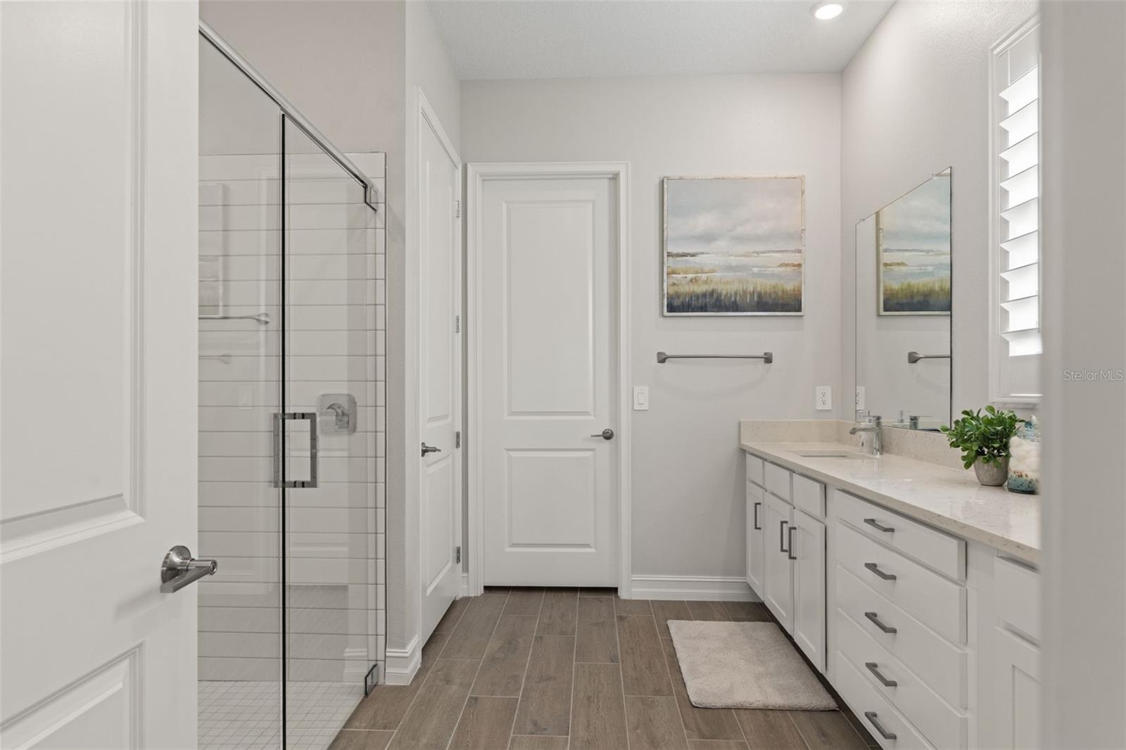 Image 20 of 63 For 4661 Southern Valley Loop