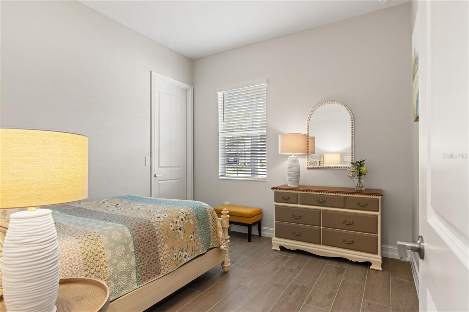 Image 28 of 63 For 4661 Southern Valley Loop