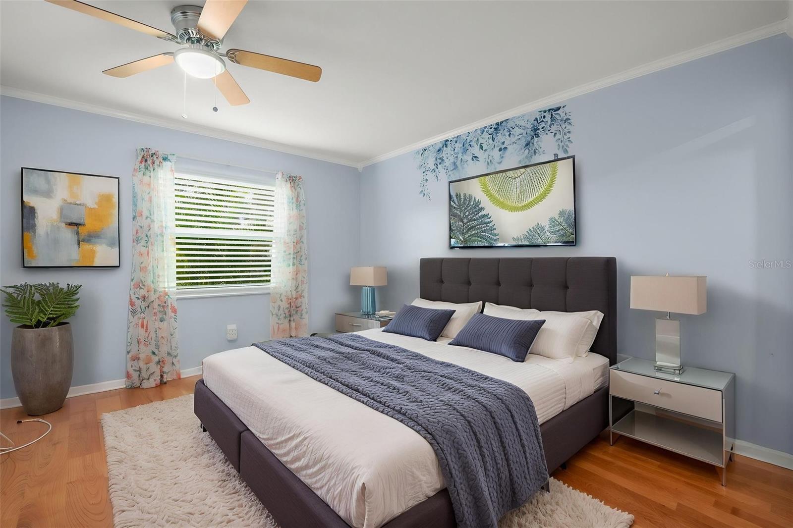 Image 20 of 29 For 1904 Canterbury Lane 13