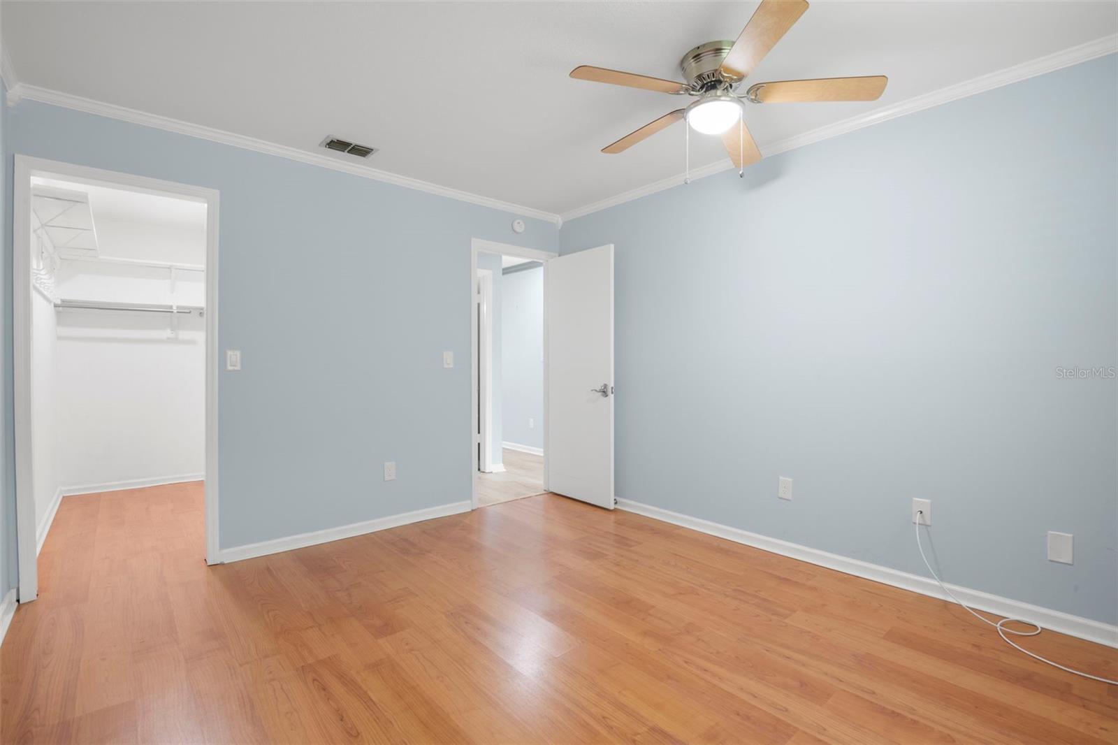 Image 22 of 29 For 1904 Canterbury Lane 13