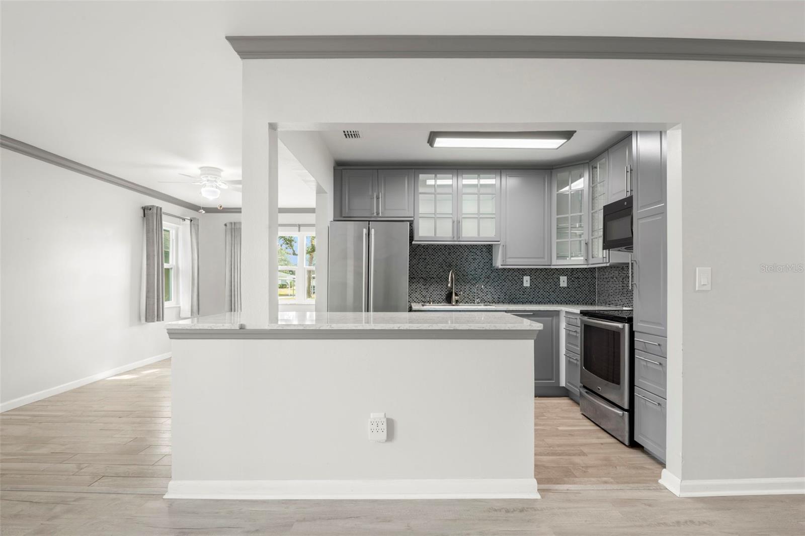 Image 6 of 29 For 1904 Canterbury Lane 13