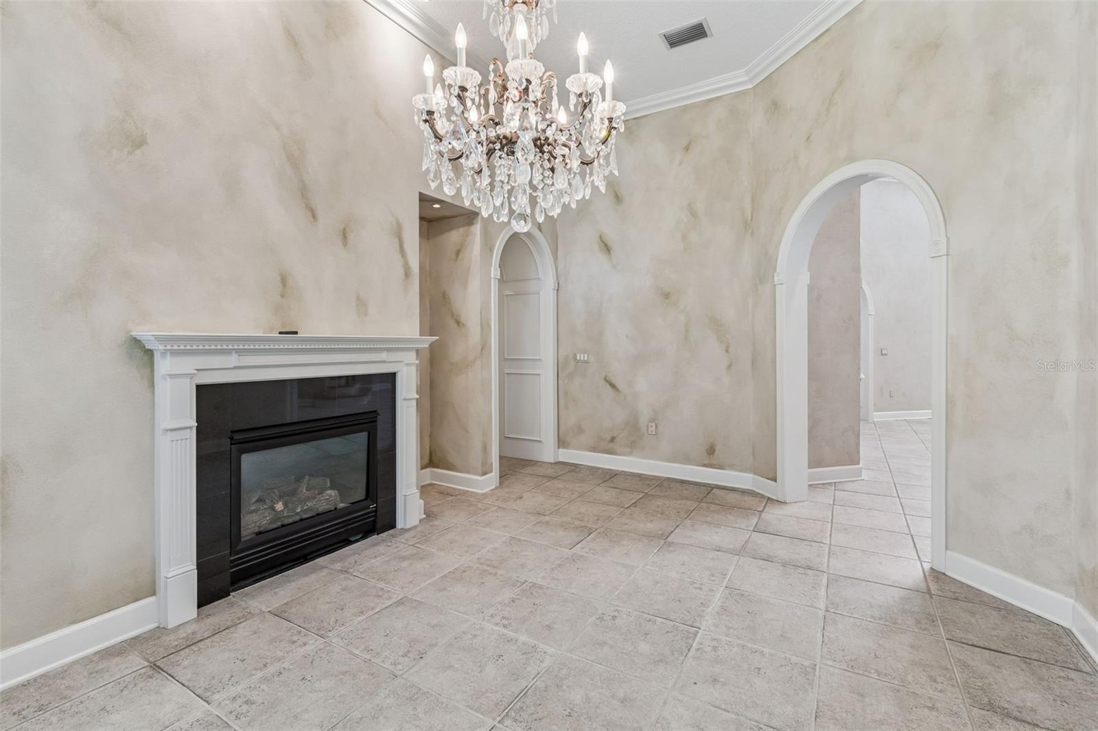 Image 26 of 84 For 702 Berrocales De Avila