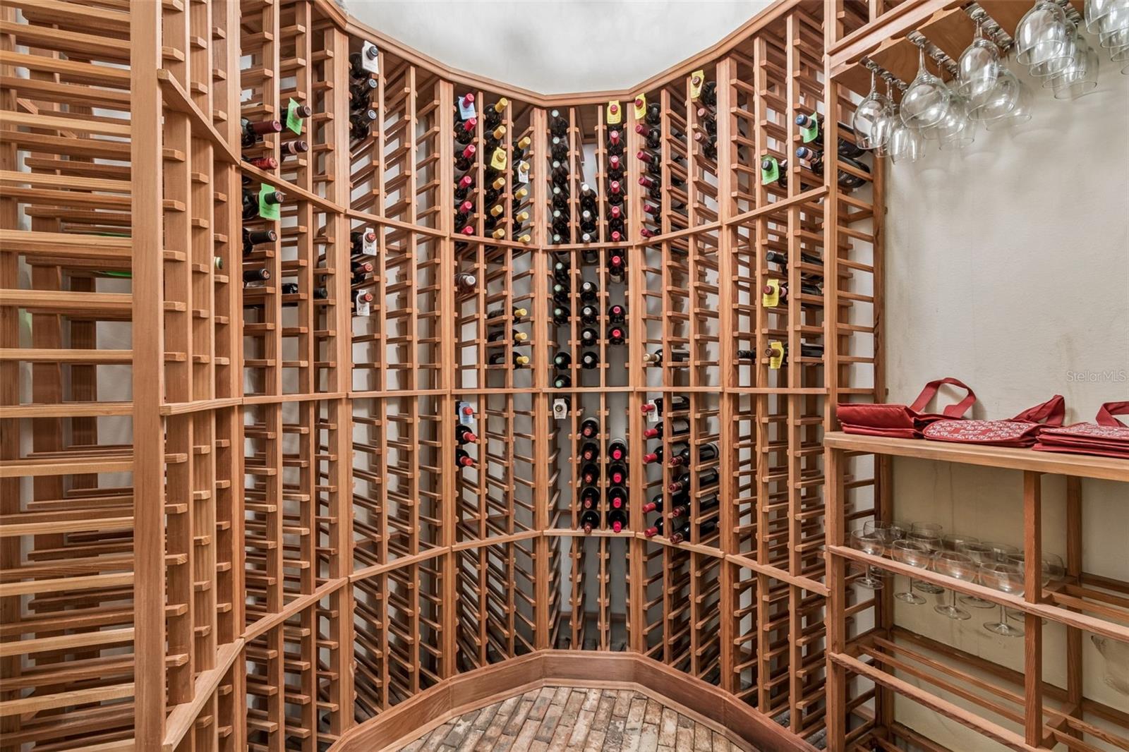 Image 30 of 84 For 702 Berrocales De Avila