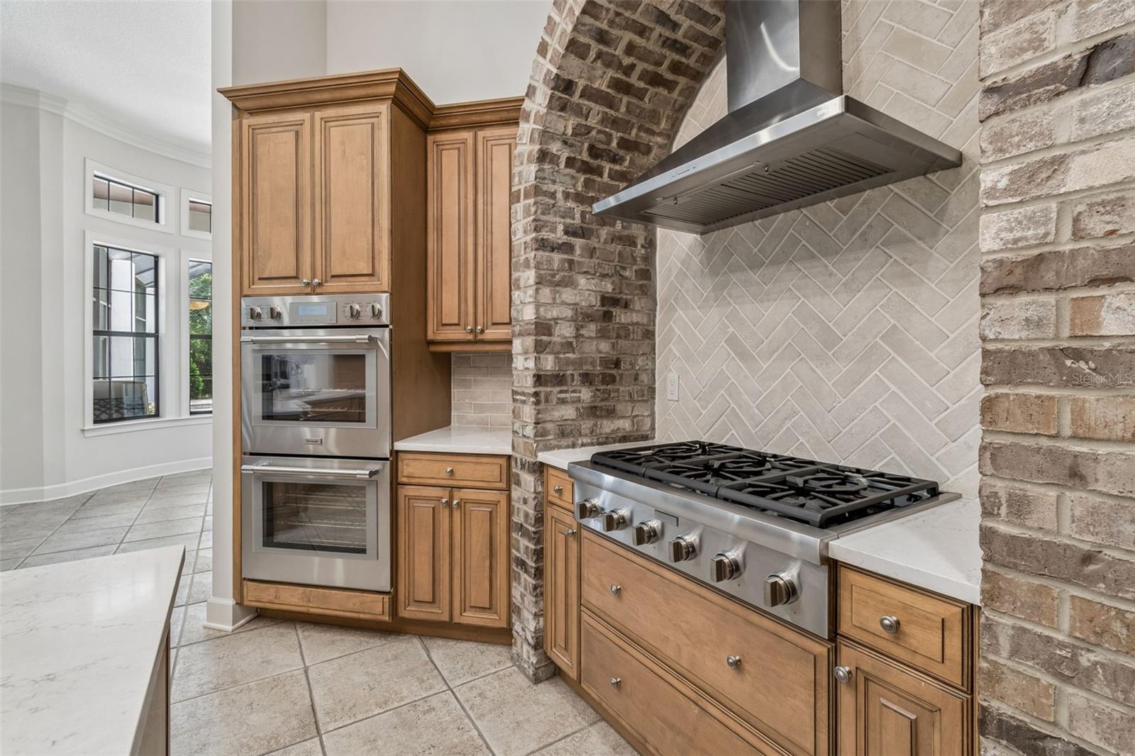 Image 34 of 84 For 702 Berrocales De Avila