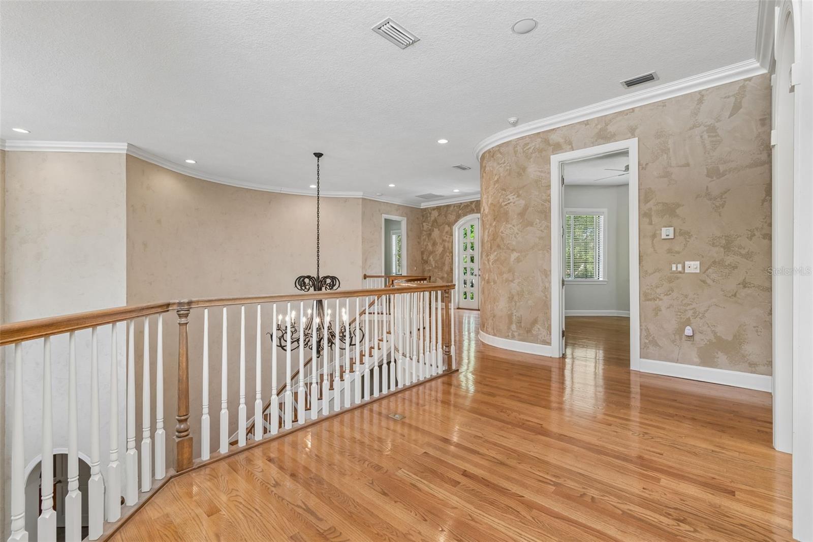 Image 52 of 84 For 702 Berrocales De Avila