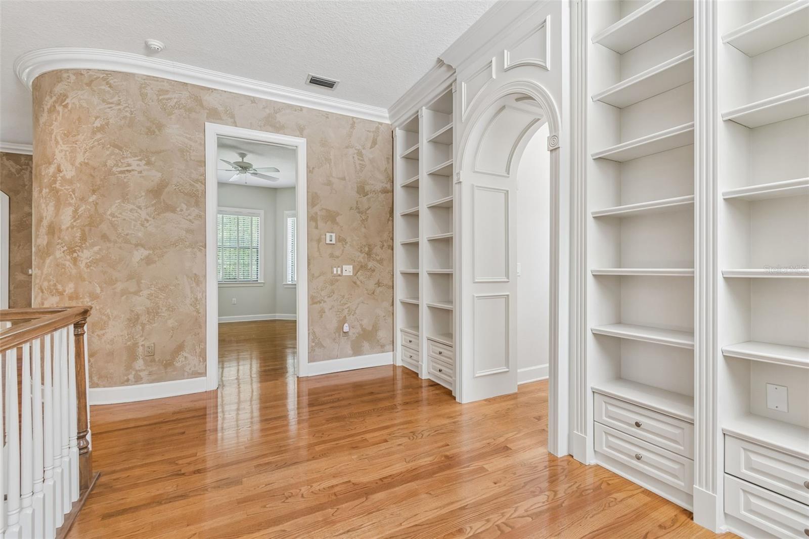 Image 53 of 84 For 702 Berrocales De Avila