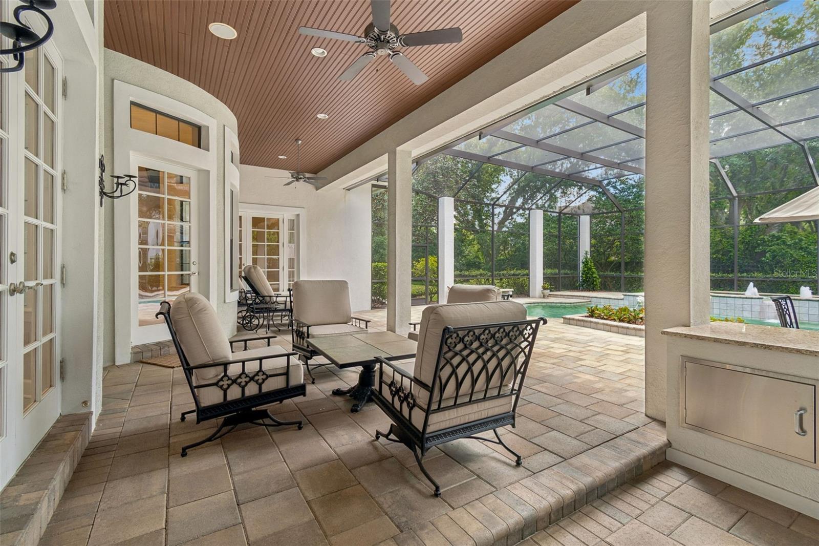 Image 61 of 84 For 702 Berrocales De Avila