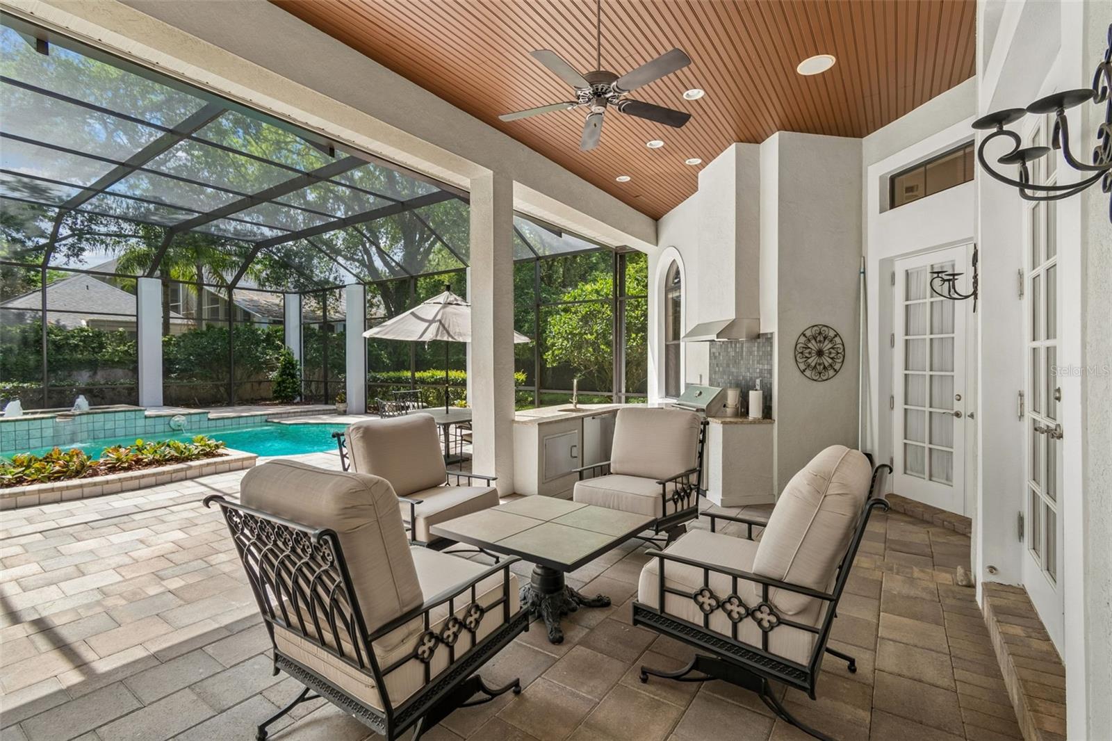 Image 64 of 84 For 702 Berrocales De Avila