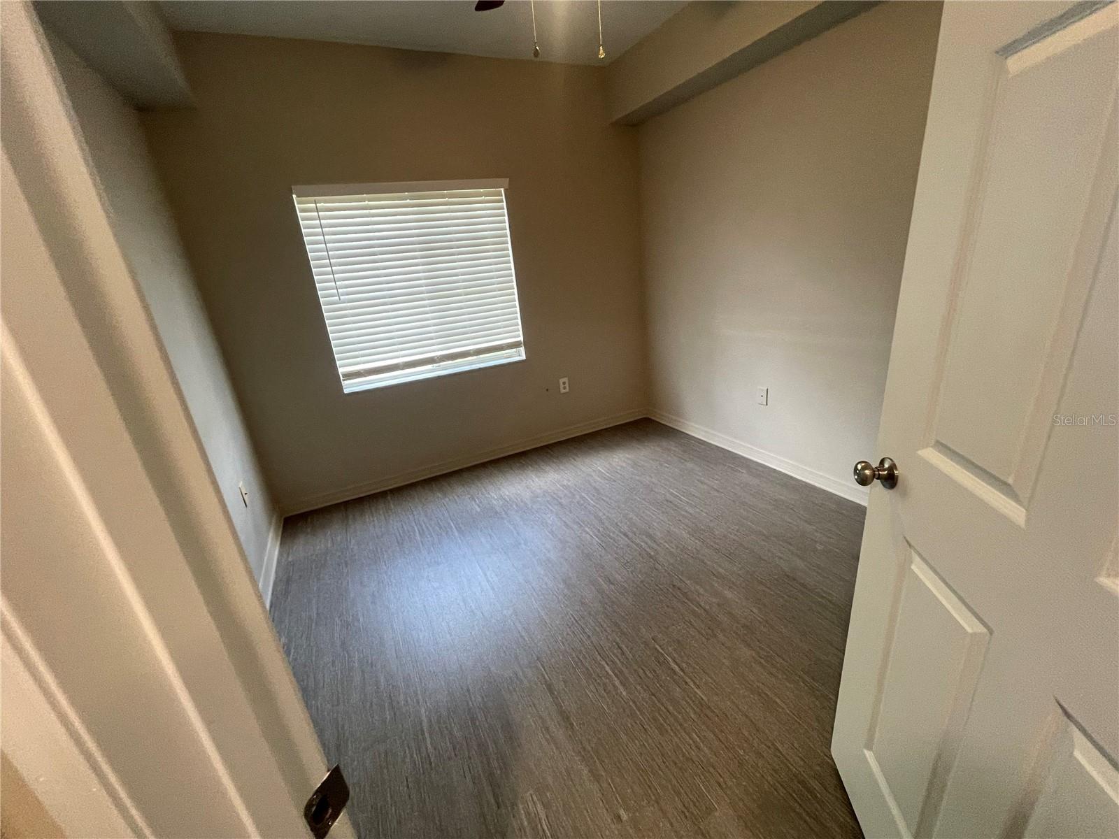 Image 14 of 17 For 6004 Portsdale Place 101