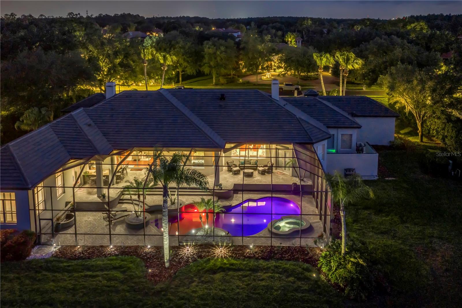 Listing photo id 3 for 7907 Foxcatcher Court