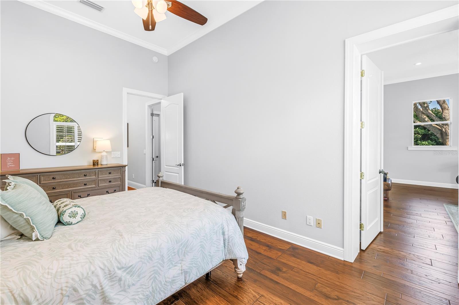 Listing photo id 54 for 7907 Foxcatcher Court