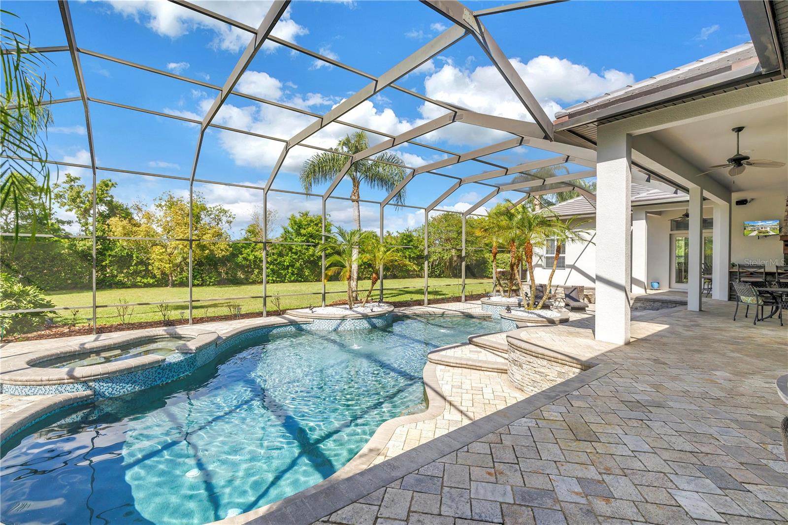 Listing photo id 76 for 7907 Foxcatcher Court