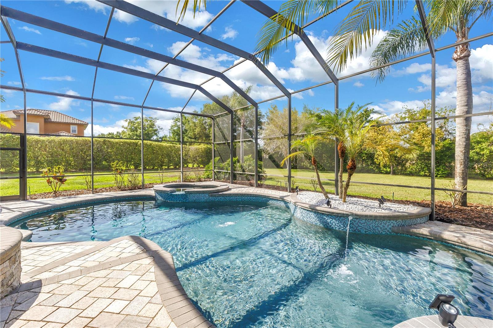 Listing photo id 81 for 7907 Foxcatcher Court