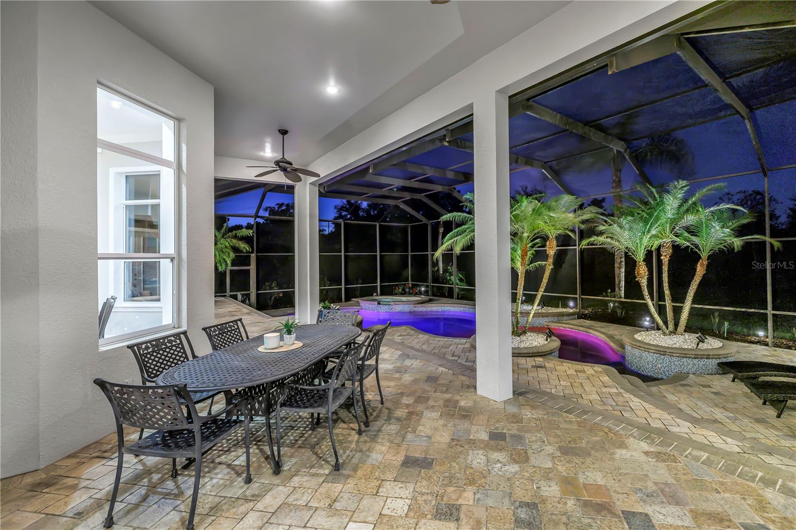 Listing photo id 97 for 7907 Foxcatcher Court