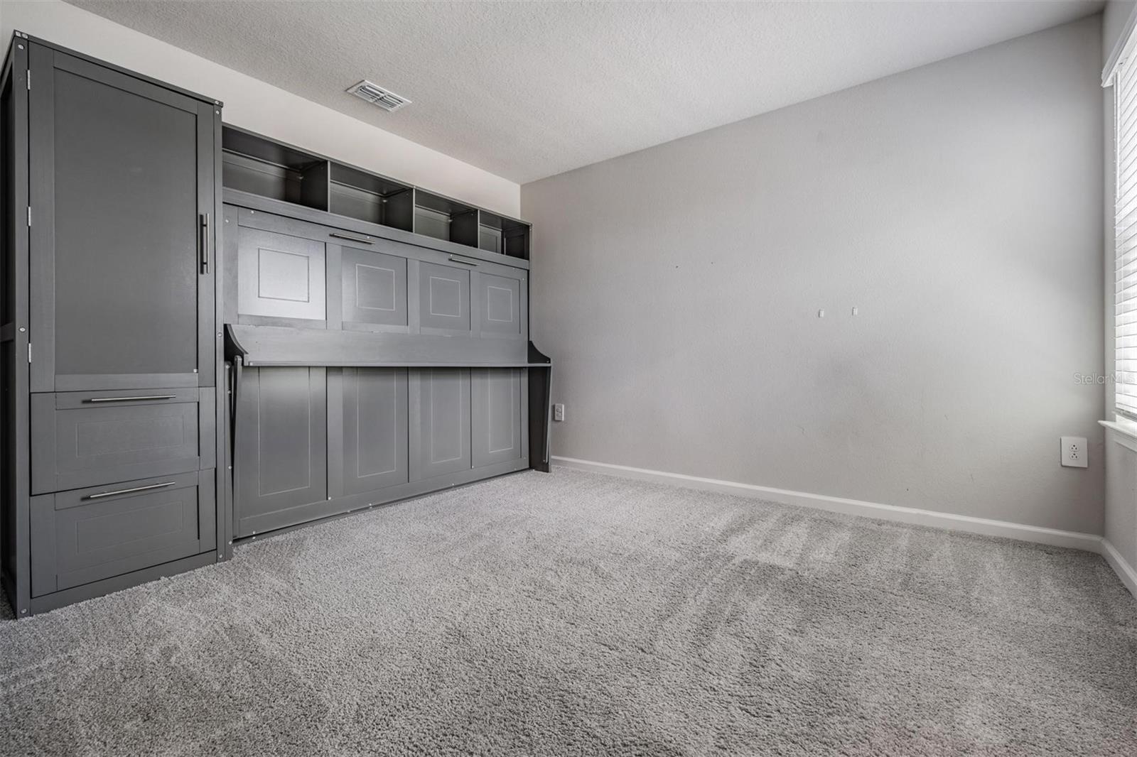 Image 26 of 47 For 19219 Blue Pond Drive