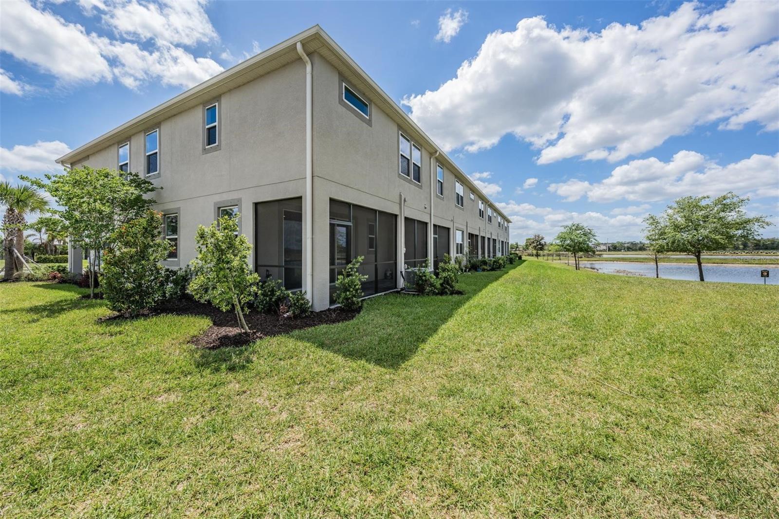 Image 34 of 47 For 19219 Blue Pond Drive