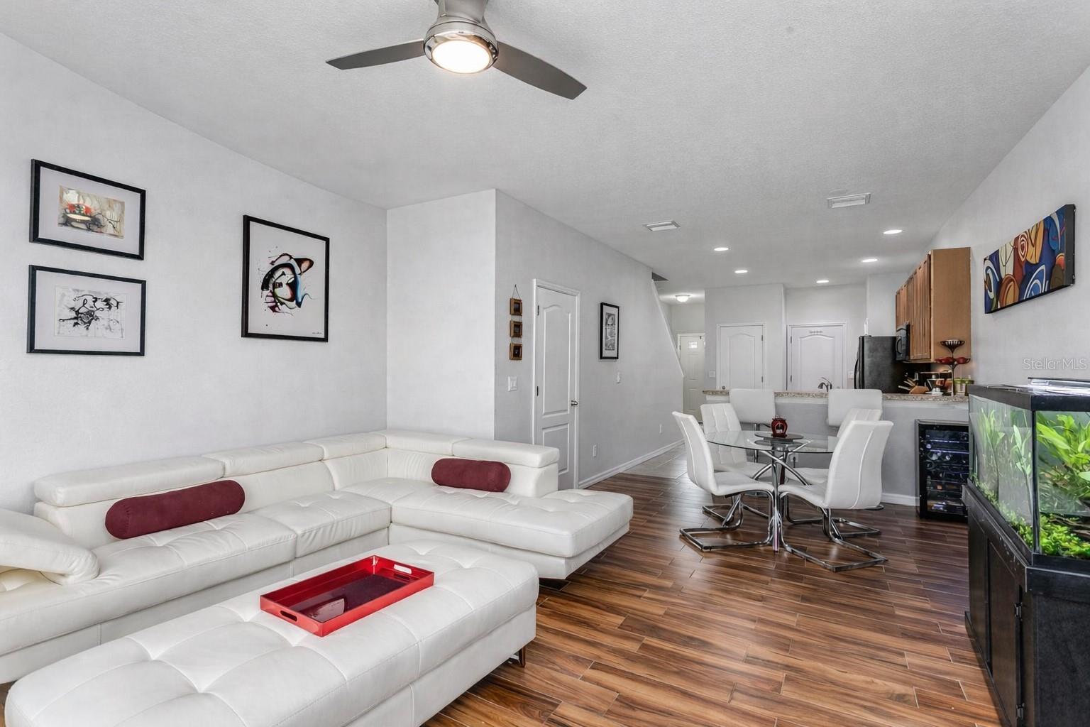 Image 3 of 27 For 5014 White Sanderling Court