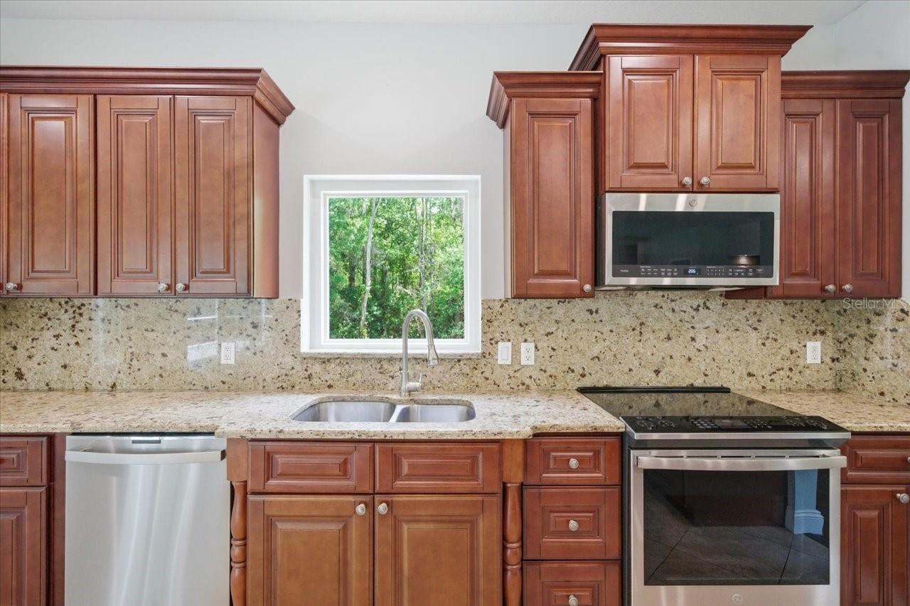 Image 10 of 37 For 4401 Kettle Creek Court