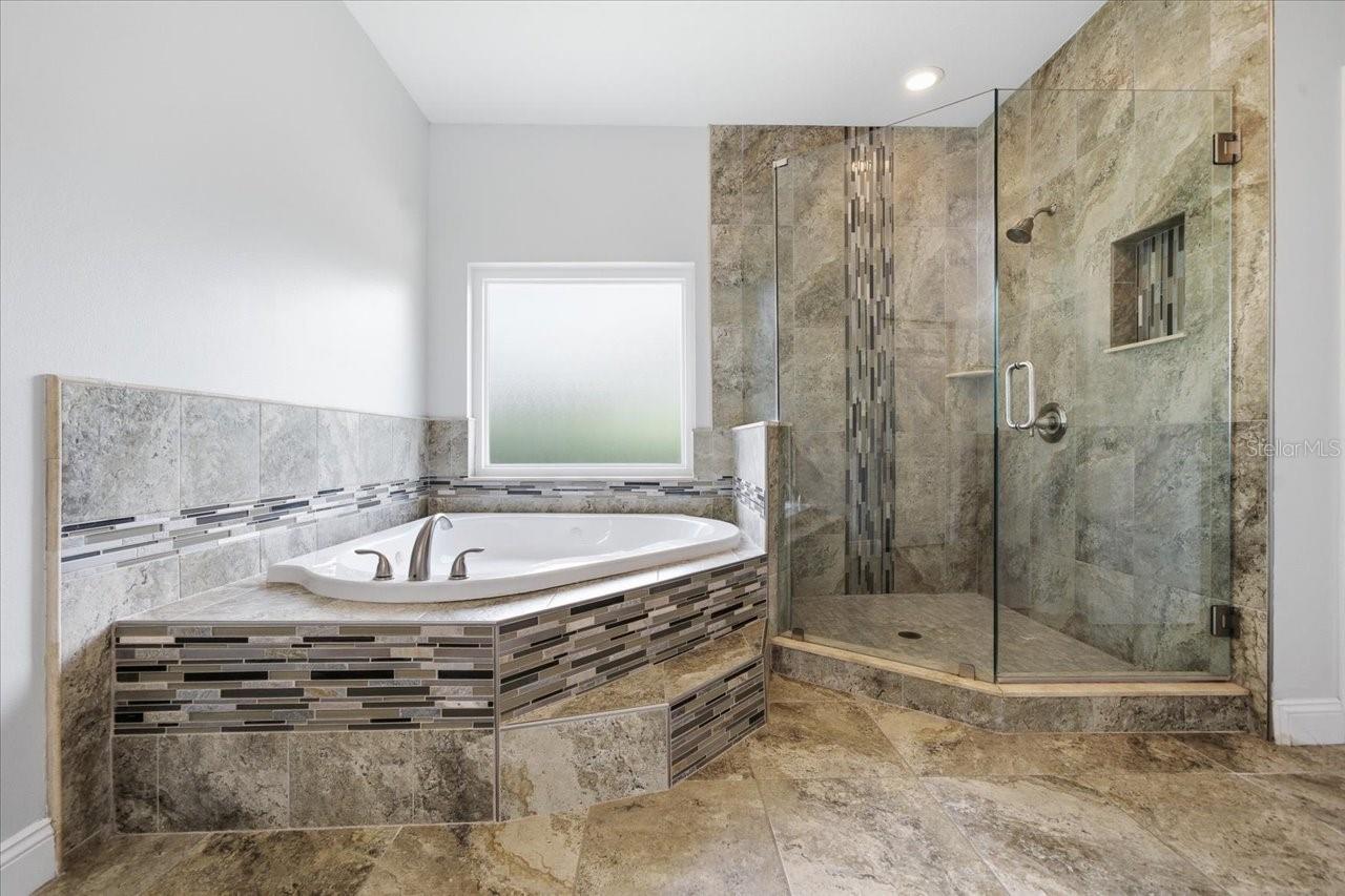 Image 18 of 37 For 4401 Kettle Creek Court