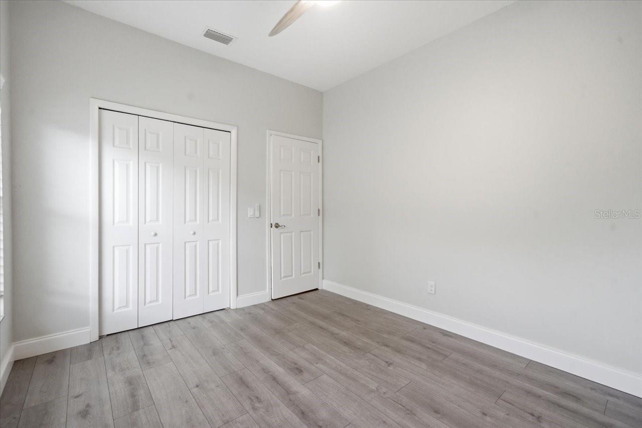 Image 27 of 37 For 4401 Kettle Creek Court