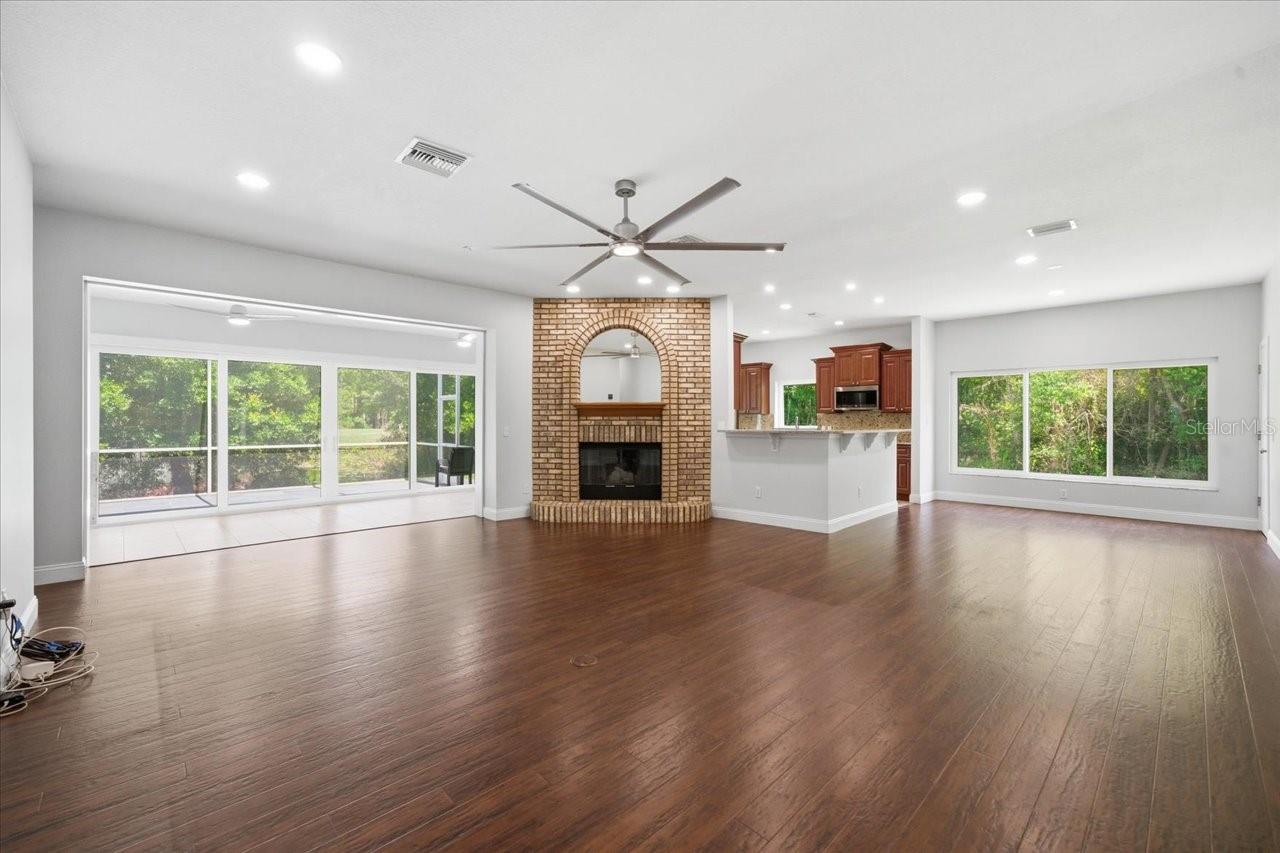 Image 6 of 37 For 4401 Kettle Creek Court